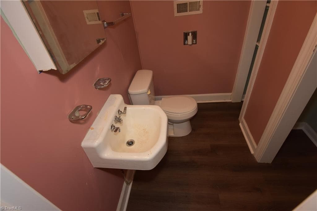 Stick/Site Built at 2830 Patria Street, Winston-Salem NC 27127, Winston-Salem, photo 13 of 18