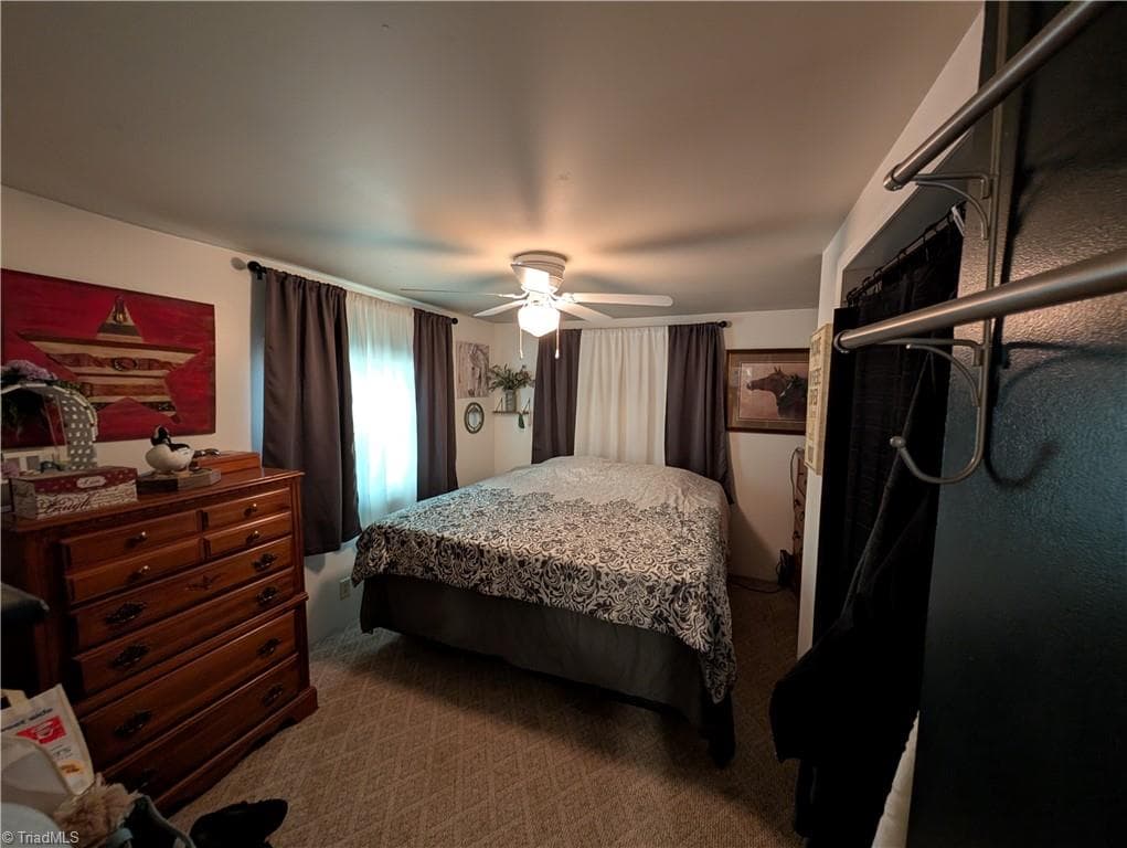 Manufactured Home at 661 Eden Road, Stoneville NC 27048, photo 18 of 32