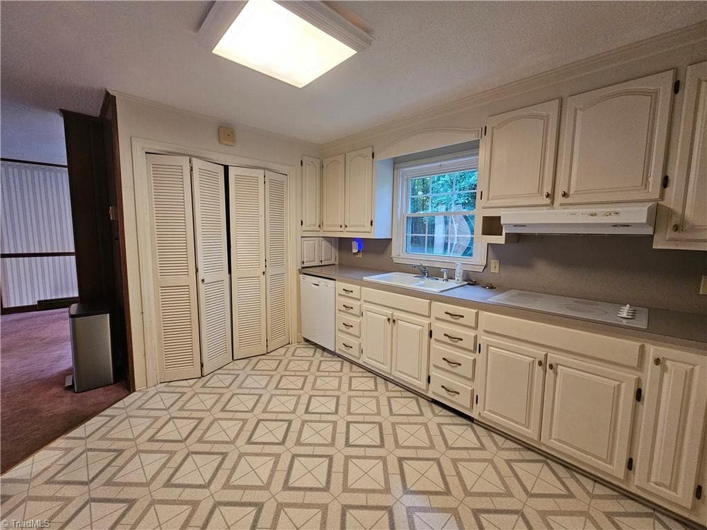 Stick/Site Built at 143- James Street, Elkin NC 28621, photo 21 of 45