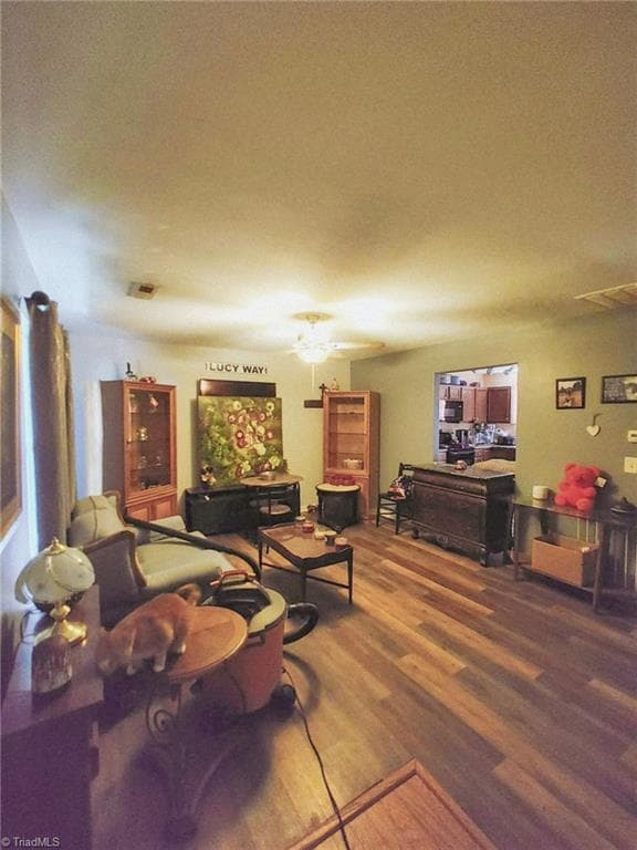 Stick/Site Built at 115 Florida Drive, Thomasville NC 27360, photo 5 of 16