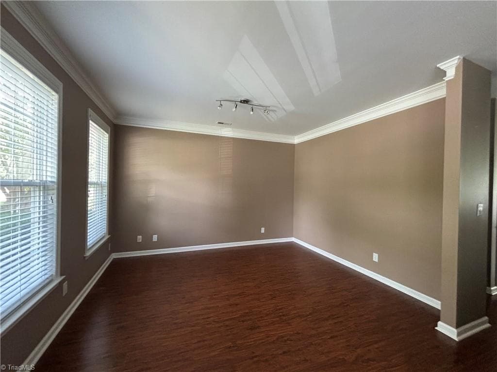 Stick/Site Built at 4312 Pepperbush Drive, Greensboro NC 27405, photo 2 of 17