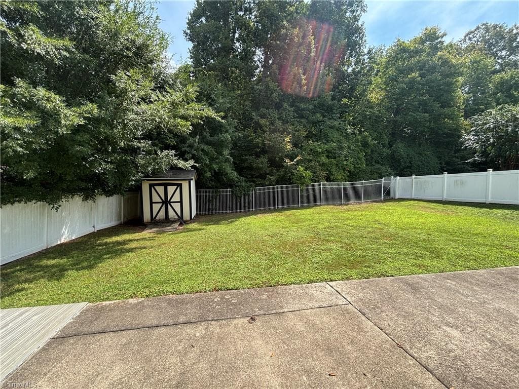 Stick/Site Built at 4312 Pepperbush Drive, Greensboro NC 27405, photo 16 of 17