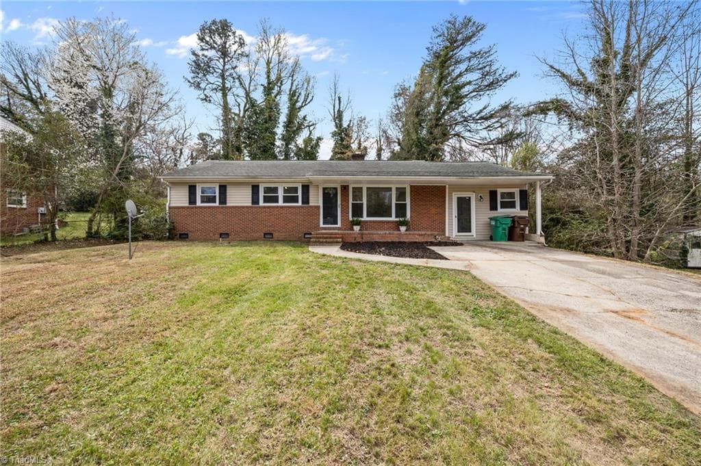 Stick/Site Built at 1108 Dartmouth Avenue, High Point NC 27260, photo 26 of 35