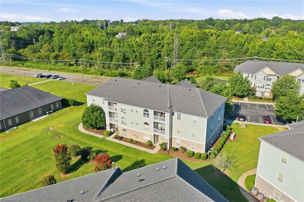 Stick/Site Built at 3491 Forestdale Drive, Burlington NC 27215, Burlington, photo 6 of 22