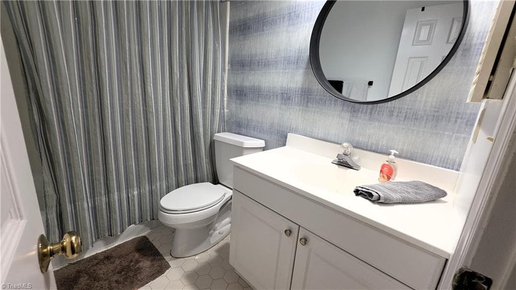 Stick/Site Built at 3655 Cherry Hill Drive, Greensboro NC 27410, photo 13 of 21