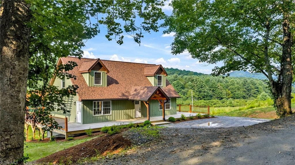 275 Grover Howell Road, West Jefferson NC 28694