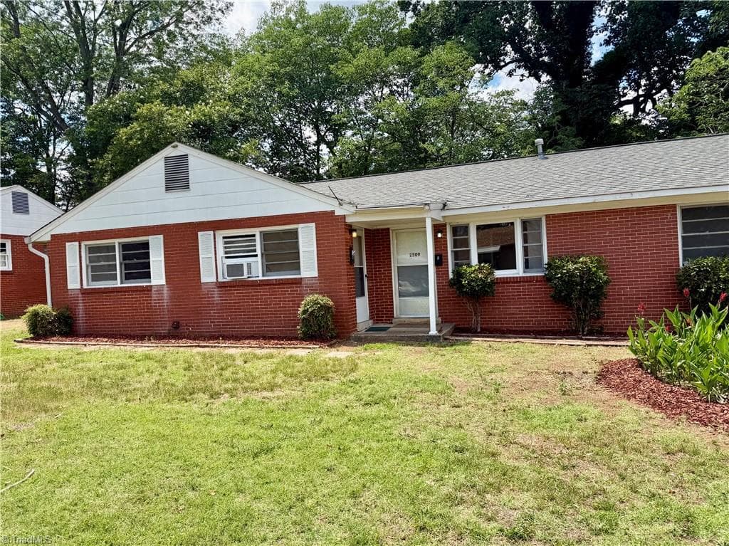 Duplex at 2509 Campbell Street, Greensboro NC 27405, Greensboro, photo 5 of 19