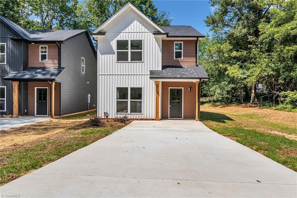 Stick/Site Built at 114 N Yadkin Avenue, Spencer NC 28159, Spencer, photo 2 of 45
