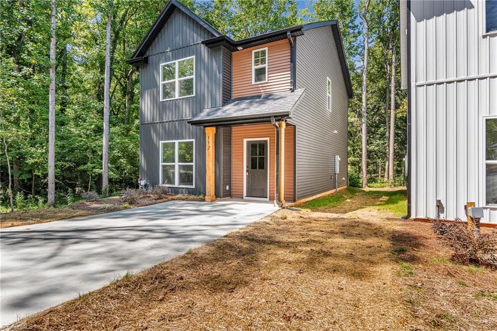 Stick/Site Built at 112 N Yadkin Avenue, Spencer NC 28159, Spencer, photo 2 of 37