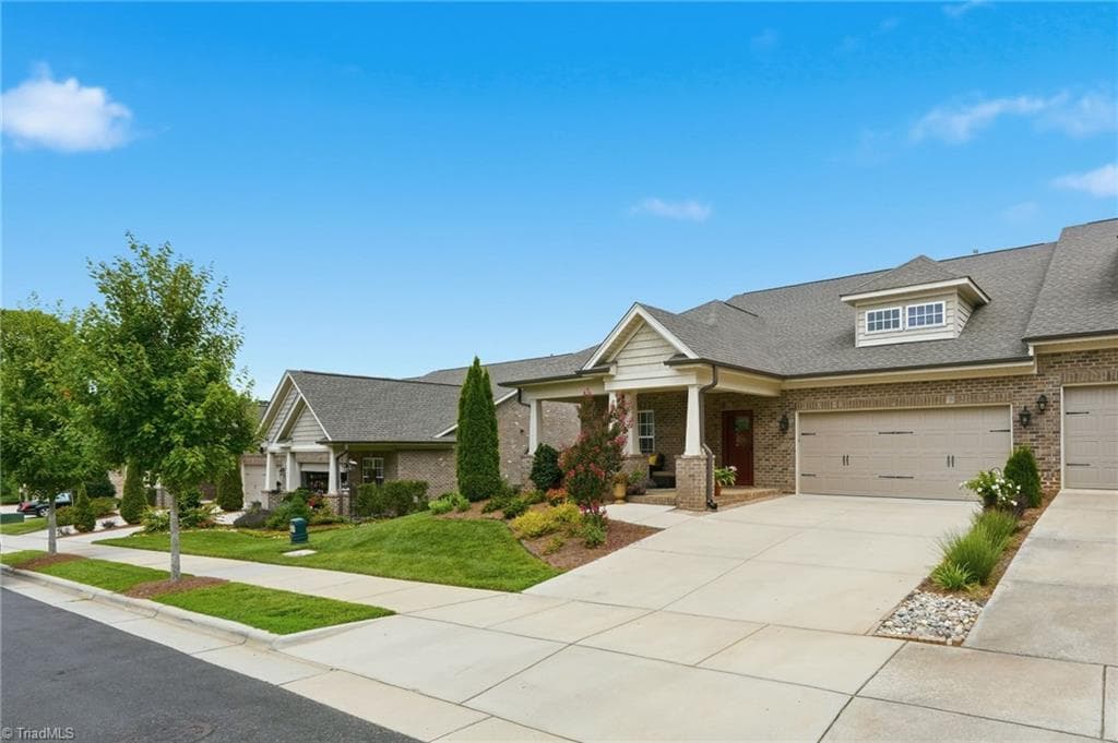Stick/Site Built at 1009 Beechcrest Drive, Kernersville NC 27284, photo 27 of 28