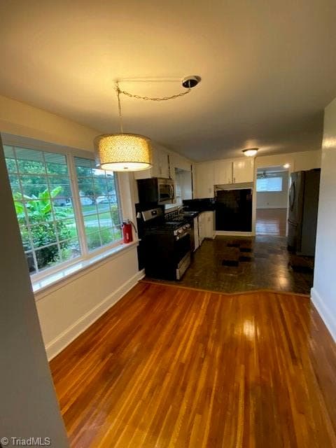 Stick/Site Built at 3841 Avera Avenue, Winston-Salem NC 27106, Winston-Salem, photo 13 of 27