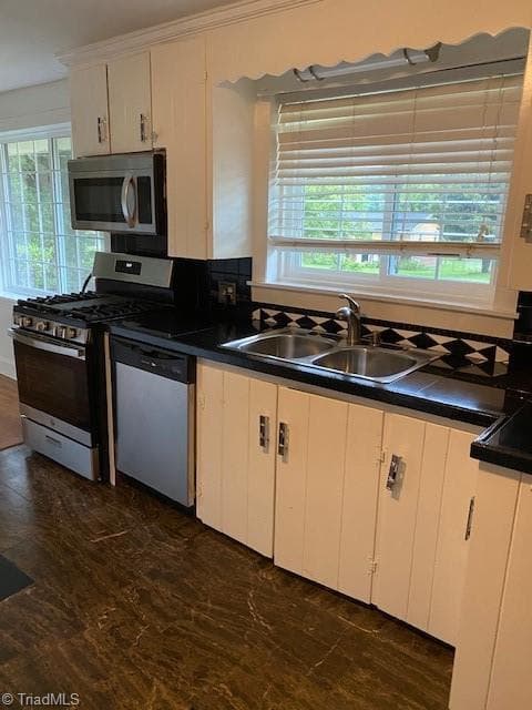 Stick/Site Built at 3841 Avera Avenue, Winston-Salem NC 27106, Winston-Salem, photo 9 of 27