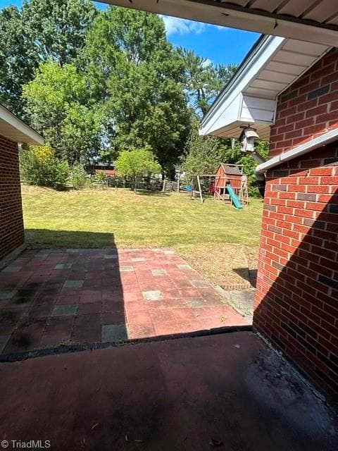 Stick/Site Built at 3841 Avera Avenue, Winston-Salem NC 27106, Winston-Salem, photo 25 of 27