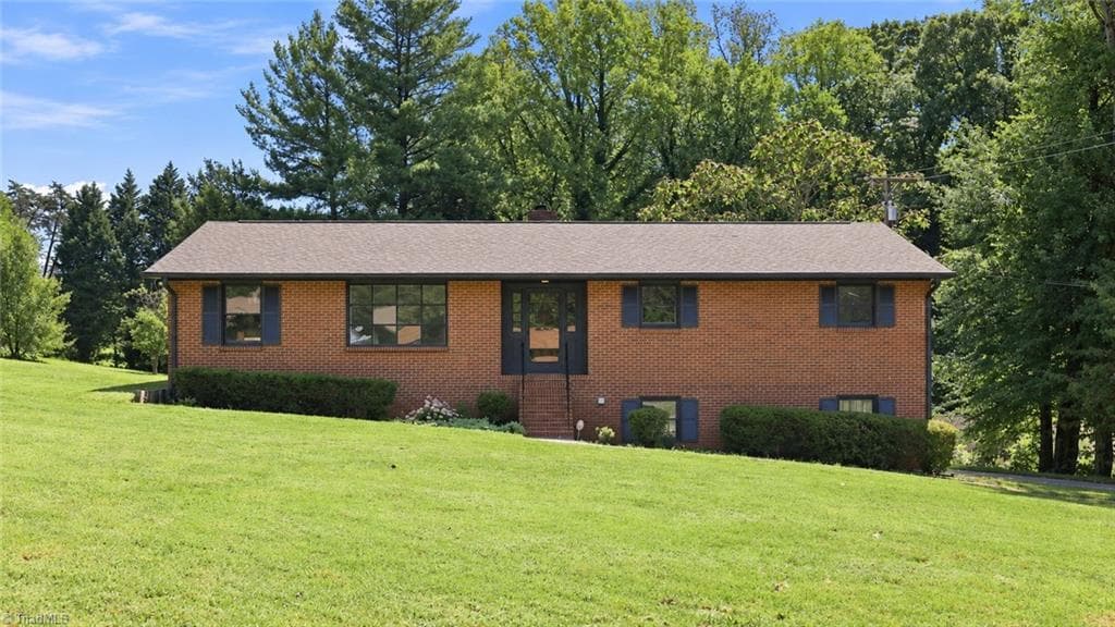 3539 New Walkertown Road, Winston-Salem NC 27105