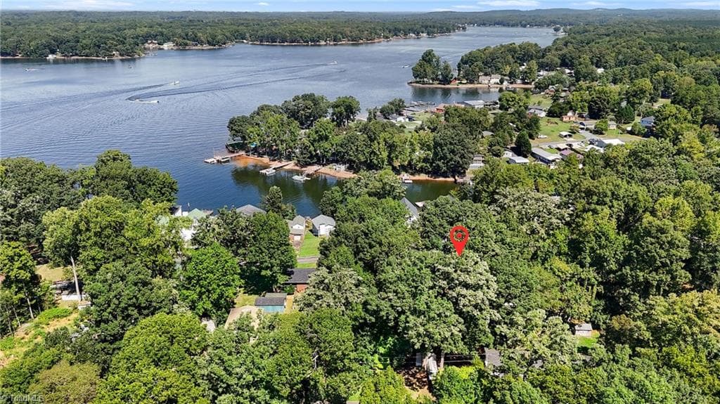 444 S Shore Drive, Lexington NC 27292