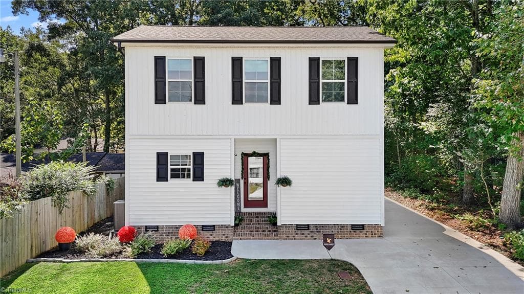 Stick/Site Built at 444 S Shore Drive, Lexington NC 27292, photo 29 of 33