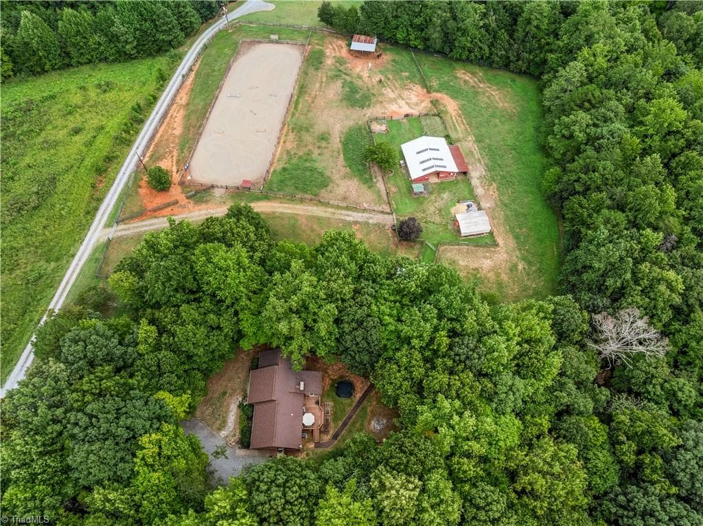 160 Palomino Trail, Mount Holly NC 28120