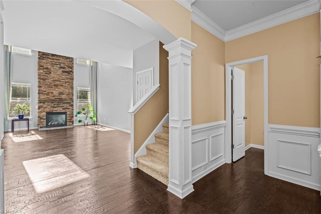 Stick/Site Built at 1814 Castle Gate Court, High Point NC 27265, photo 2 of 20