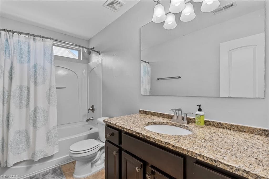 Stick/Site Built at 1814 Castle Gate Court, High Point NC 27265, photo 17 of 20