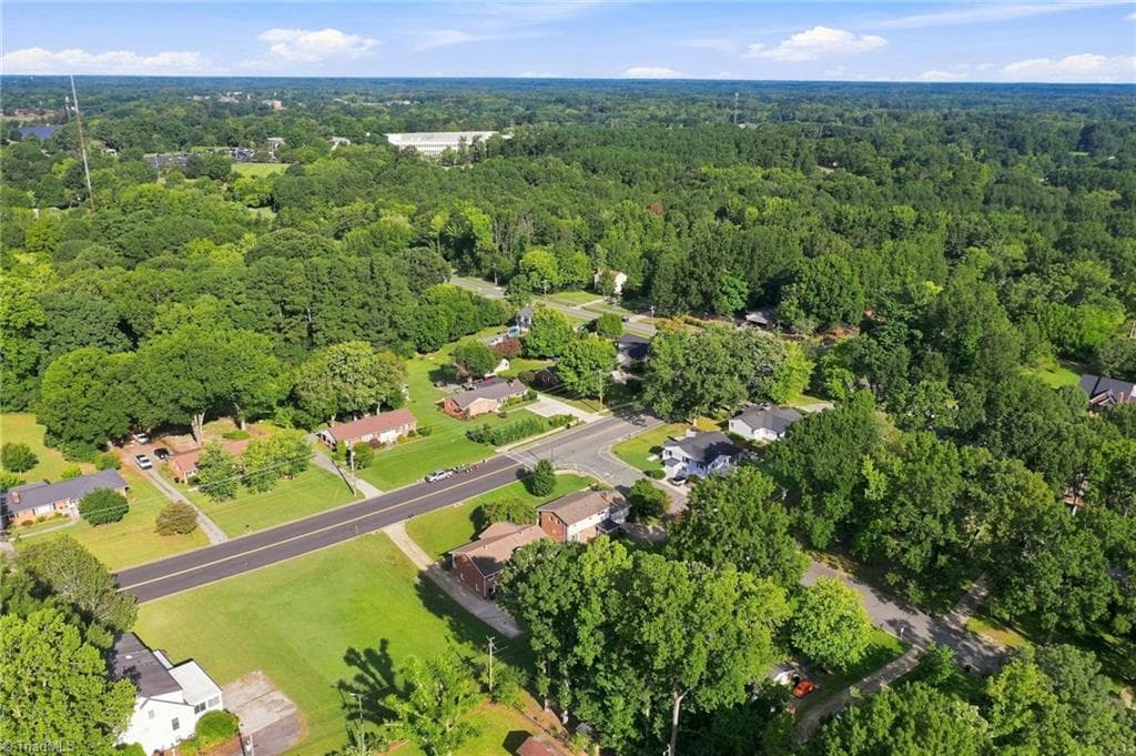 Stick/Site Built at 1119 Briarcliff Road, Burlington NC 27215, Burlington, photo 4 of 23