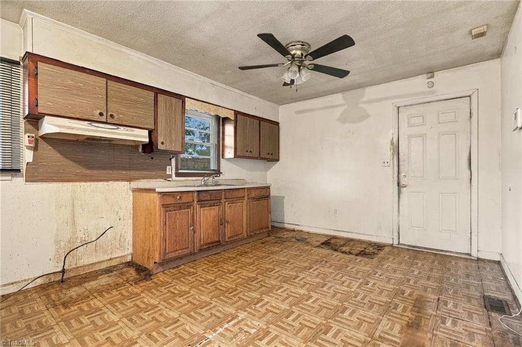 Stick/Site Built at 302 E 17th Street, Scotland Neck NC 27874, photo 11 of 31