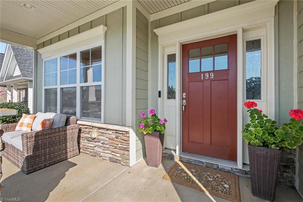 199 Meadowfield Run, Clemmons NC 27012