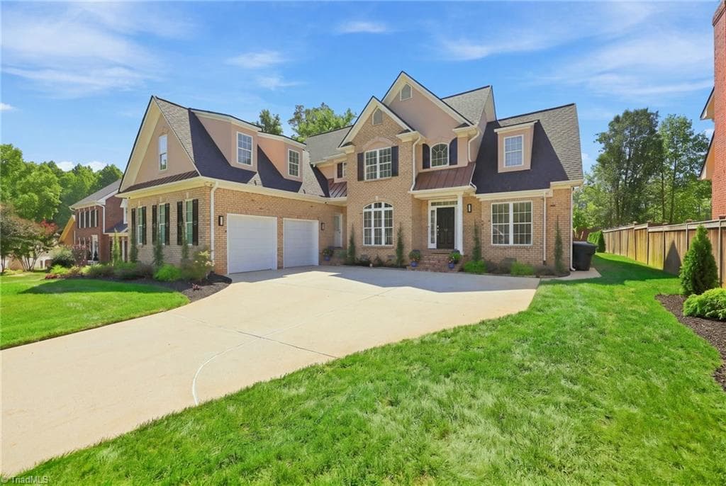 Stick/Site Built at 14 Middlefield Court, Greensboro NC 27455, photo 3 of 50