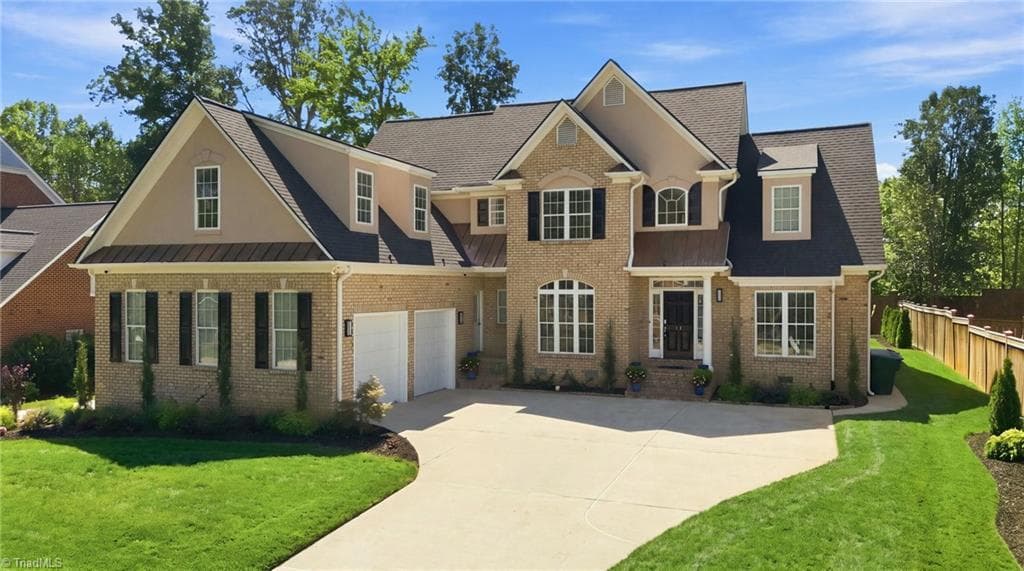 Stick/Site Built at 14 Middlefield Court, Greensboro NC 27455, photo 4 of 50