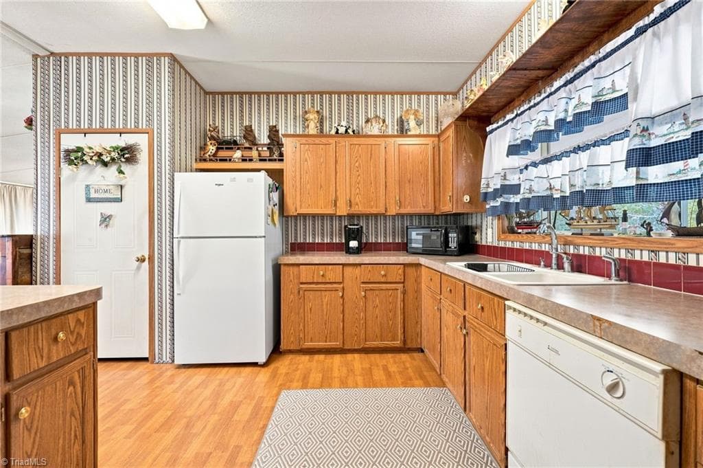 Manufactured Home at 1150 Nature Lane, Walnut Cove NC 27052, Walnut Cove, photo 16 of 26