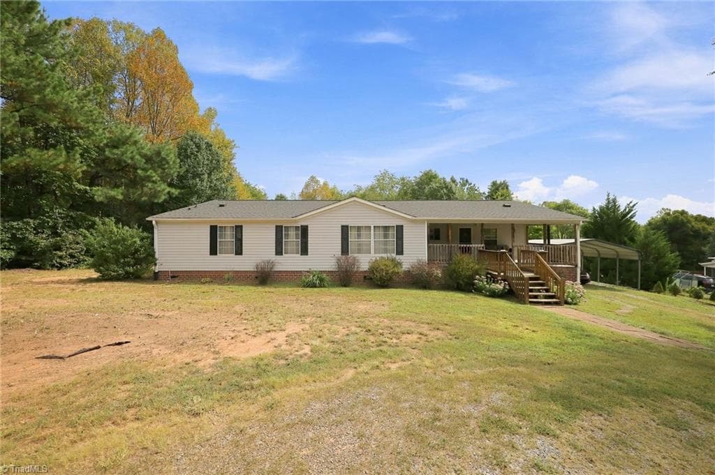 1150 Nature Lane, Walnut Cove NC 27052