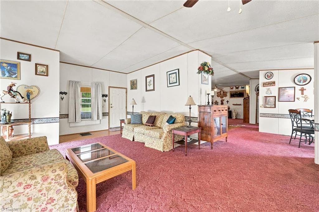 Manufactured Home at 1150 Nature Lane, Walnut Cove NC 27052, Walnut Cove, photo 10 of 26