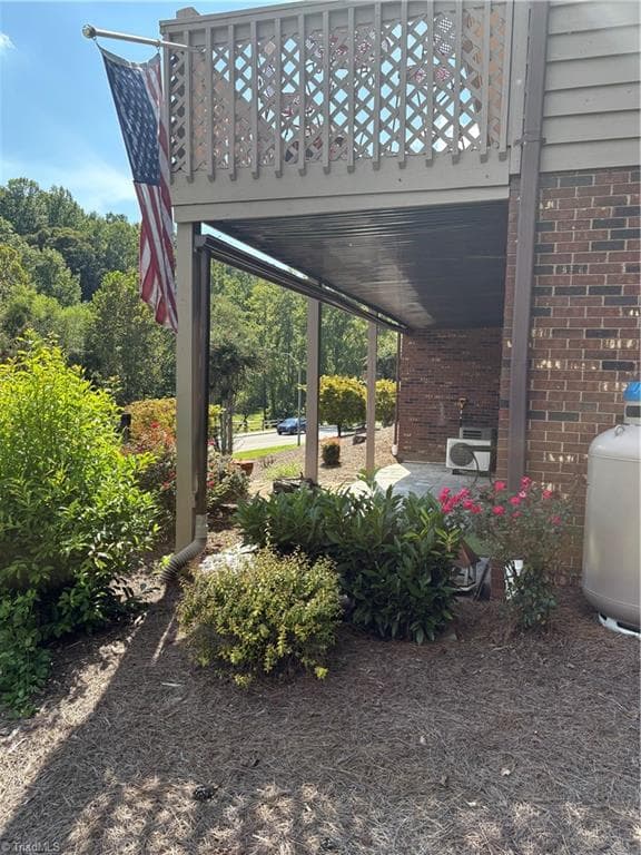 Stick/Site Built at 1506 Ivy Trace, Wilkesboro NC 28697, Wilkesboro, photo 5 of 8