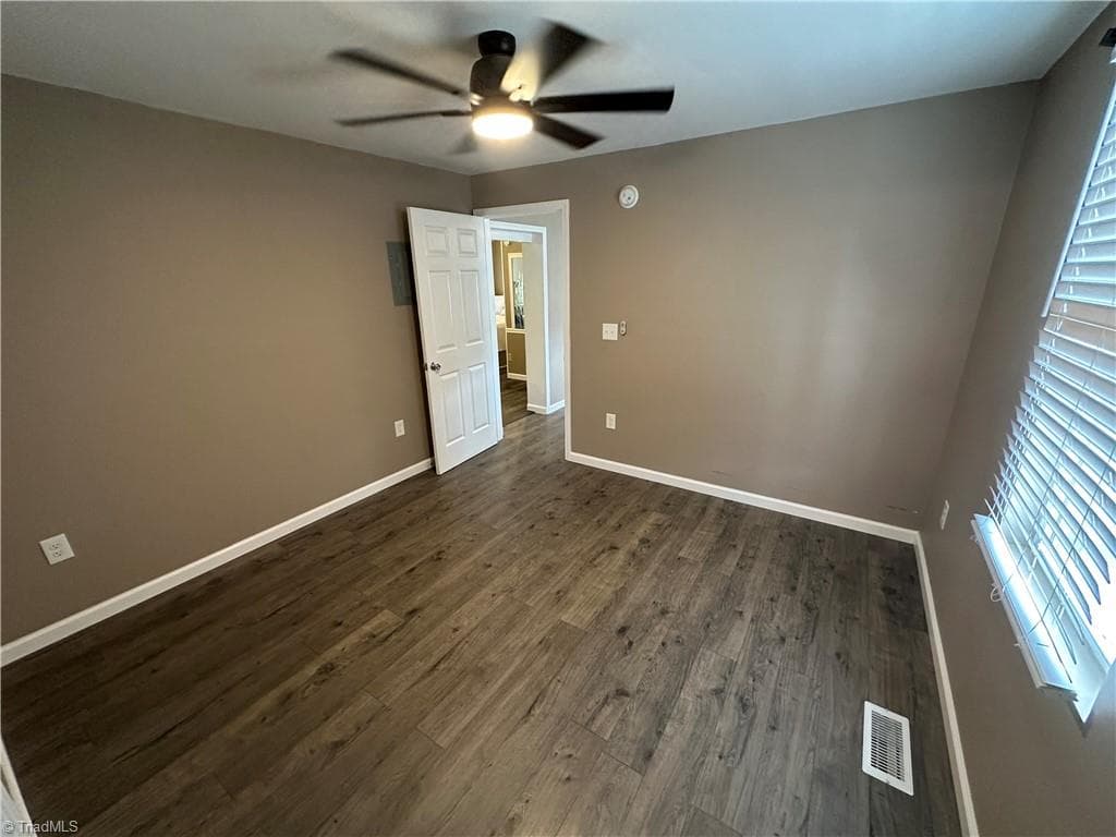 Manufactured Home at 106 Deerfield Drive, New London NC 28127, New London, photo 13 of 50