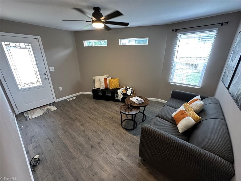 Manufactured Home at 106 Deerfield Drive, New London NC 28127, New London, photo 4 of 50