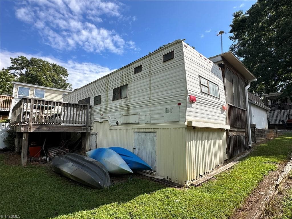 Manufactured Home at 114 Pine Street, New London NC 28127, New London, photo 19 of 48