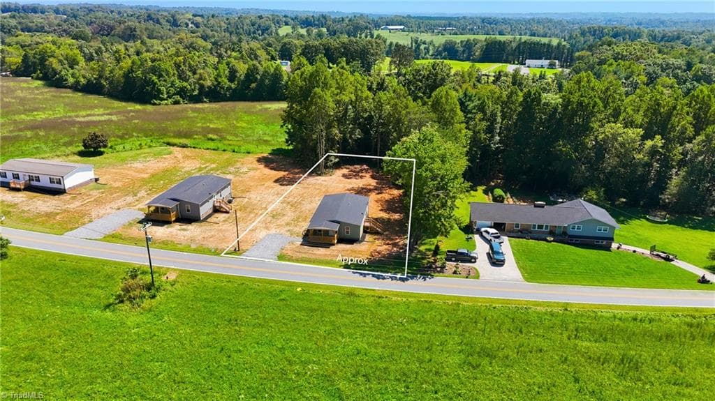 Manufactured Home at 297 Glenn Dancy Road, Hays NC 28635, photo 37 of 38