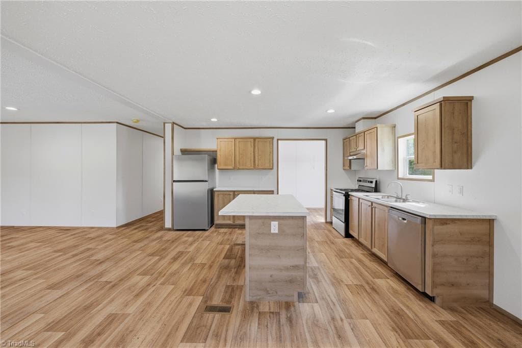 Manufactured Home at 277 Glenn Dancy Road, Hays NC 28635, photo 13 of 37