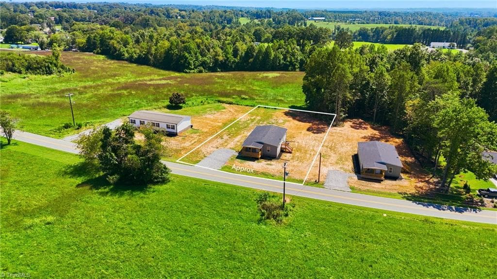 Manufactured Home at 277 Glenn Dancy Road, Hays NC 28635, photo 36 of 37