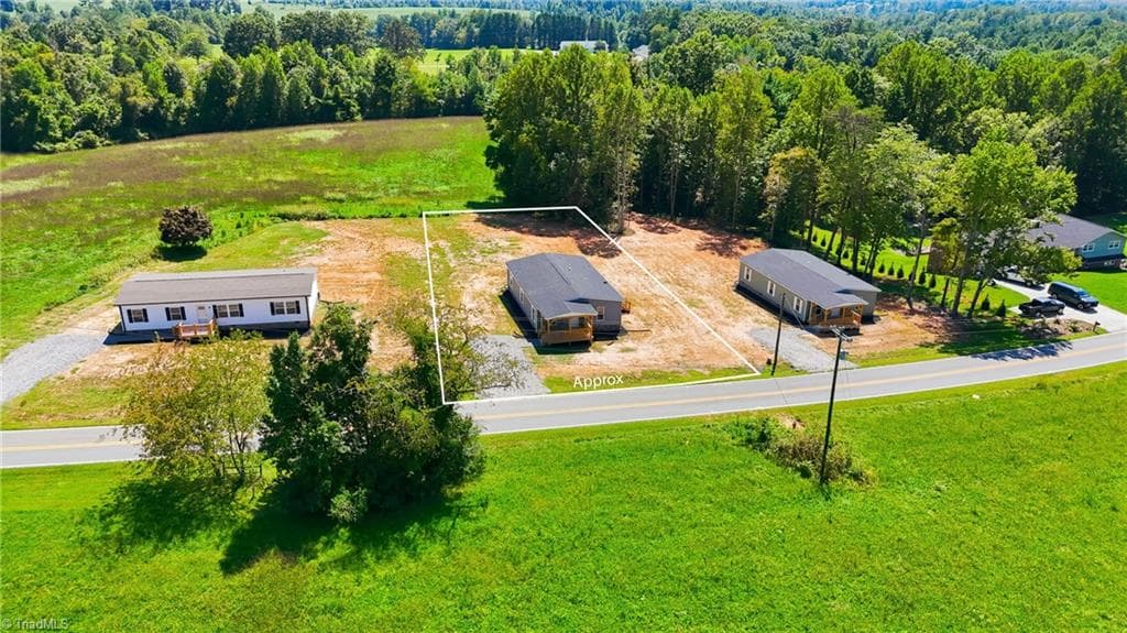 Manufactured Home at 277 Glenn Dancy Road, Hays NC 28635, photo 34 of 37