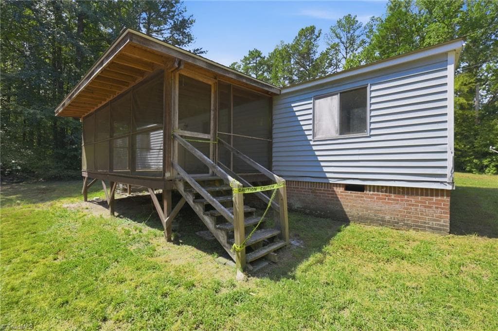 Manufactured Home at 6848-B Nc Highway 87 S, Graham NC 27253, photo 30 of 30