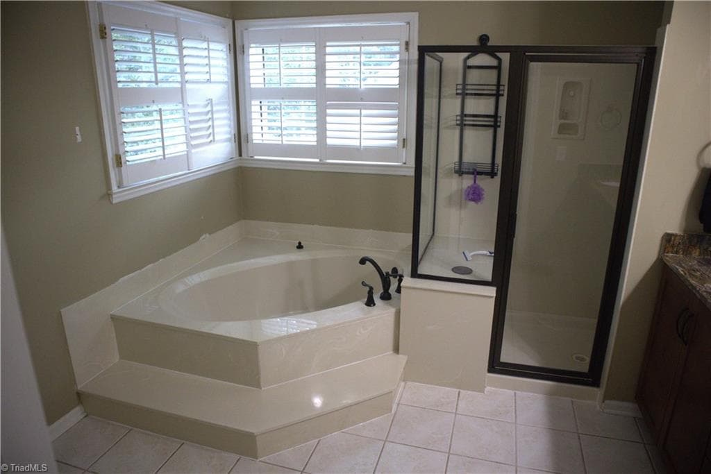 Stick/Site Built at 5805 Starboard Drive, Greensboro NC 27410, photo 27 of 41