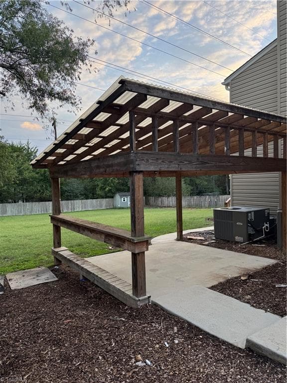 Stick/Site Built at 5805 Starboard Drive, Greensboro NC 27410, photo 3 of 41