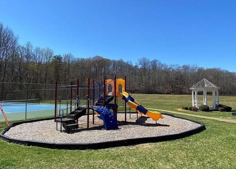 Stick/Site Built at 5805 Starboard Drive, Greensboro NC 27410, photo 38 of 41