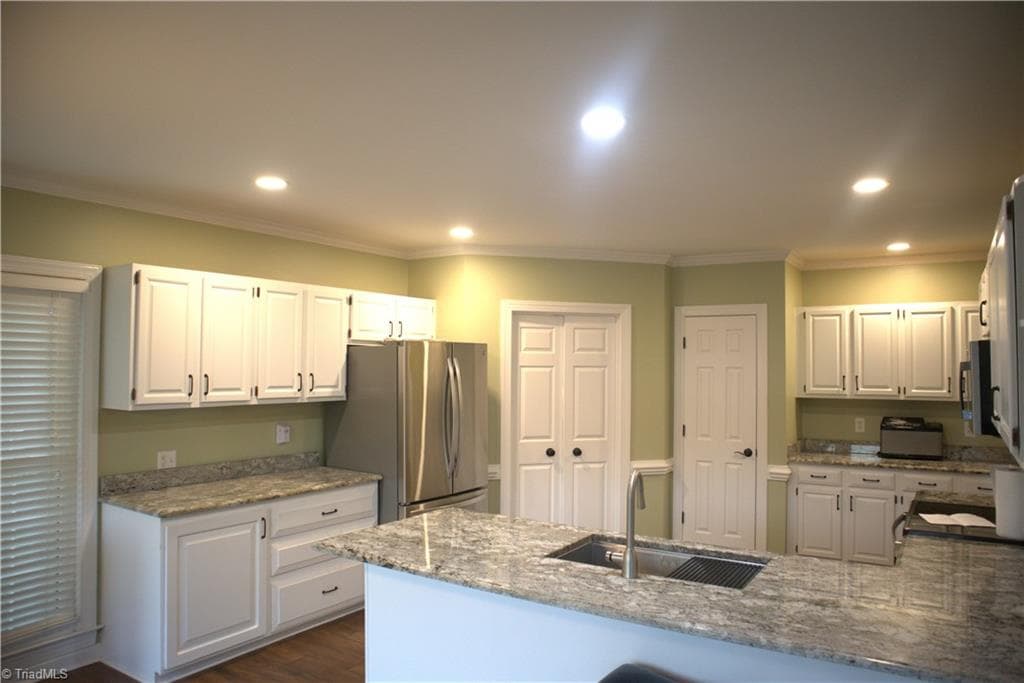 Stick/Site Built at 5805 Starboard Drive, Greensboro NC 27410, photo 19 of 41