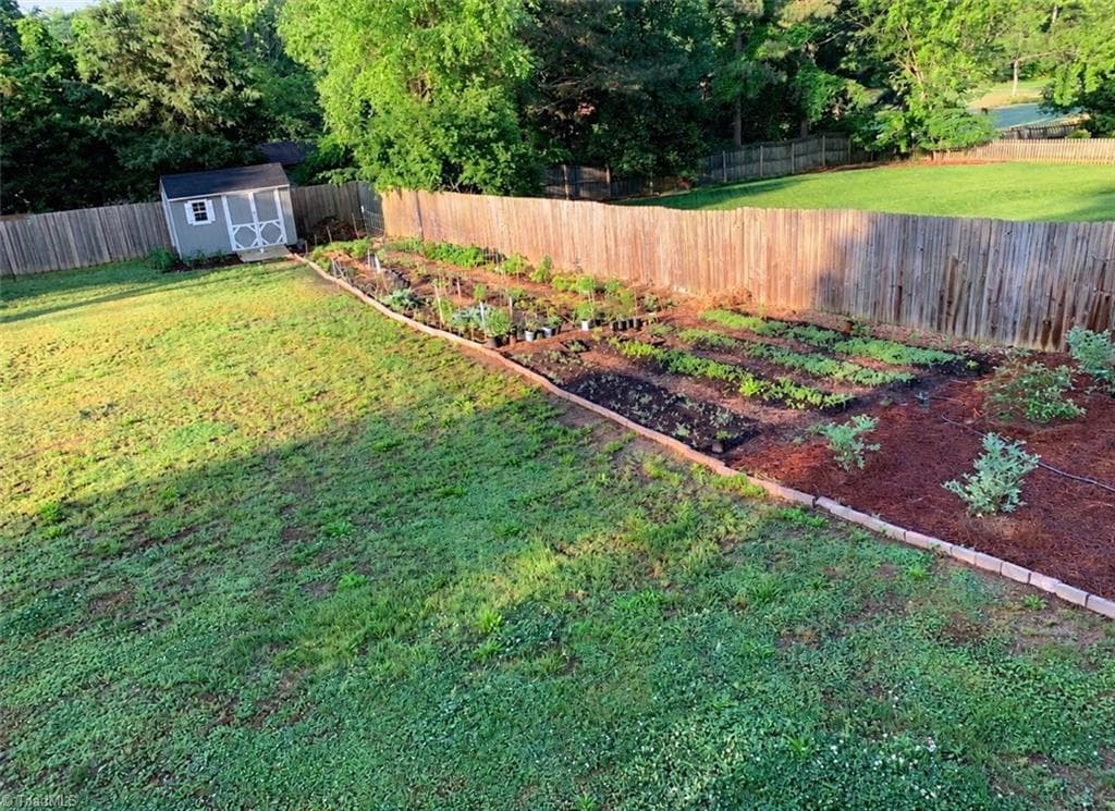 Stick/Site Built at 5805 Starboard Drive, Greensboro NC 27410, photo 4 of 41