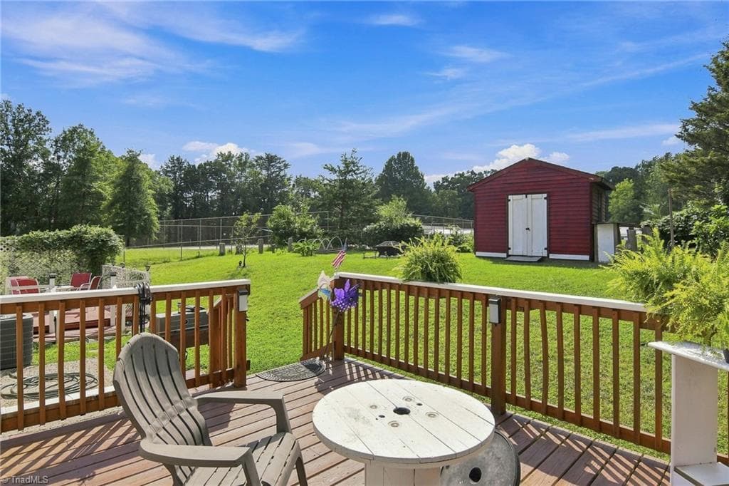Stick/Site Built at 203 Capistrano Drive, Winston-Salem NC 27103, Winston-Salem, photo 27 of 33