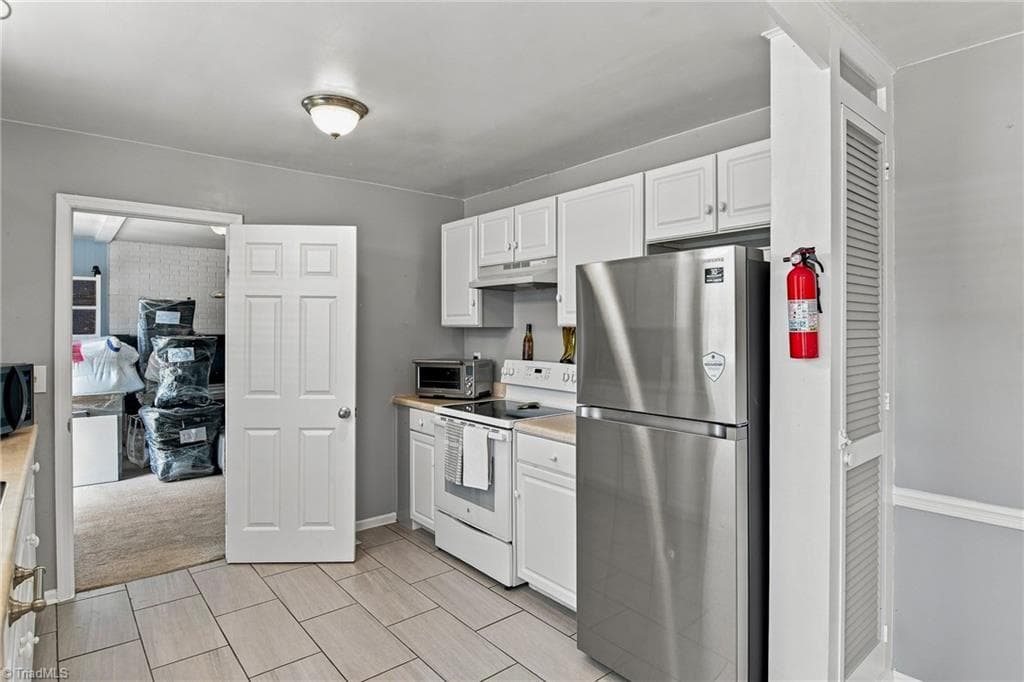 Stick/Site Built at 203 Capistrano Drive, Winston-Salem NC 27103, Winston-Salem, photo 9 of 33