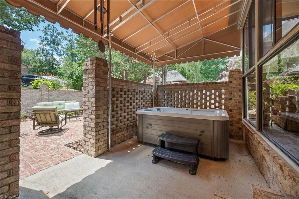 Stick/Site Built at 3300 Forsyth Drive, Greensboro NC 27407, photo 38 of 50