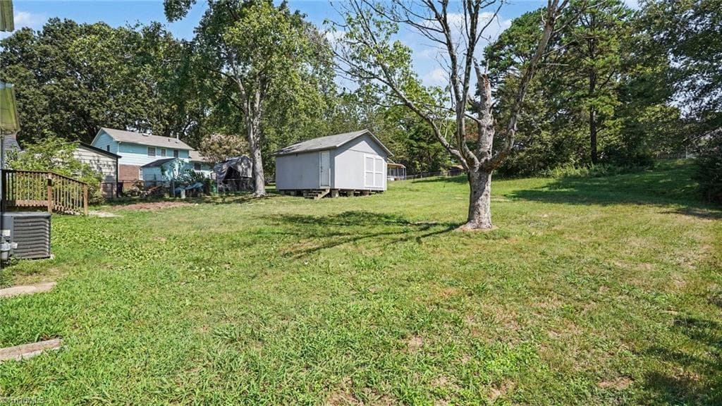 Stick/Site Built at 1115 Castlegate Drive, Winston-Salem NC 27103, Winston-Salem, photo 19 of 19