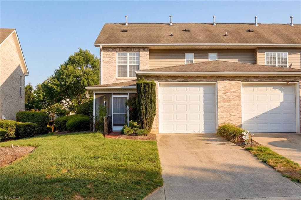 Stick/Site Built at 2471 Autumn Mist Drive, Winston-Salem NC 27103, Winston-Salem, photo 24 of 28